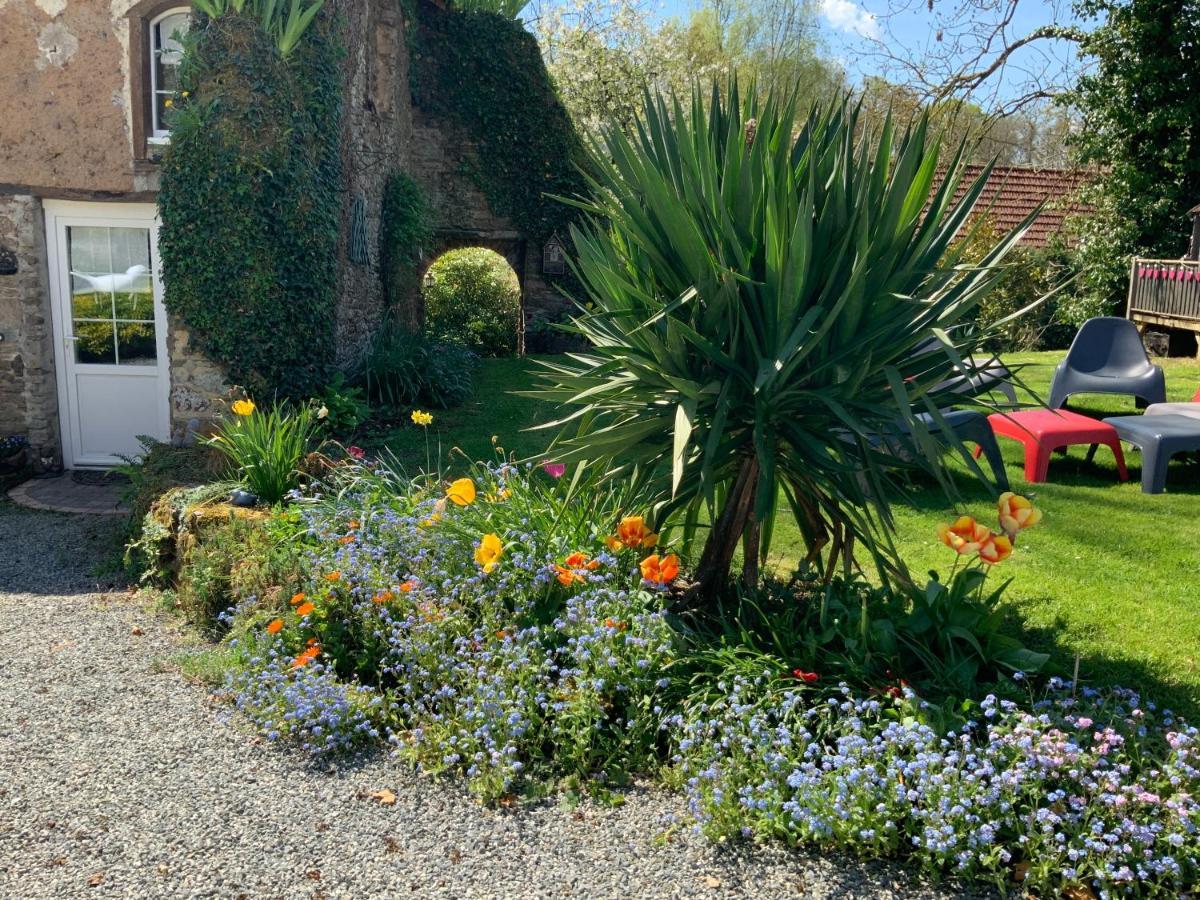 Bed and Breakfast Le moulin de la Castellerie Moon-sur-Elle Esterno foto