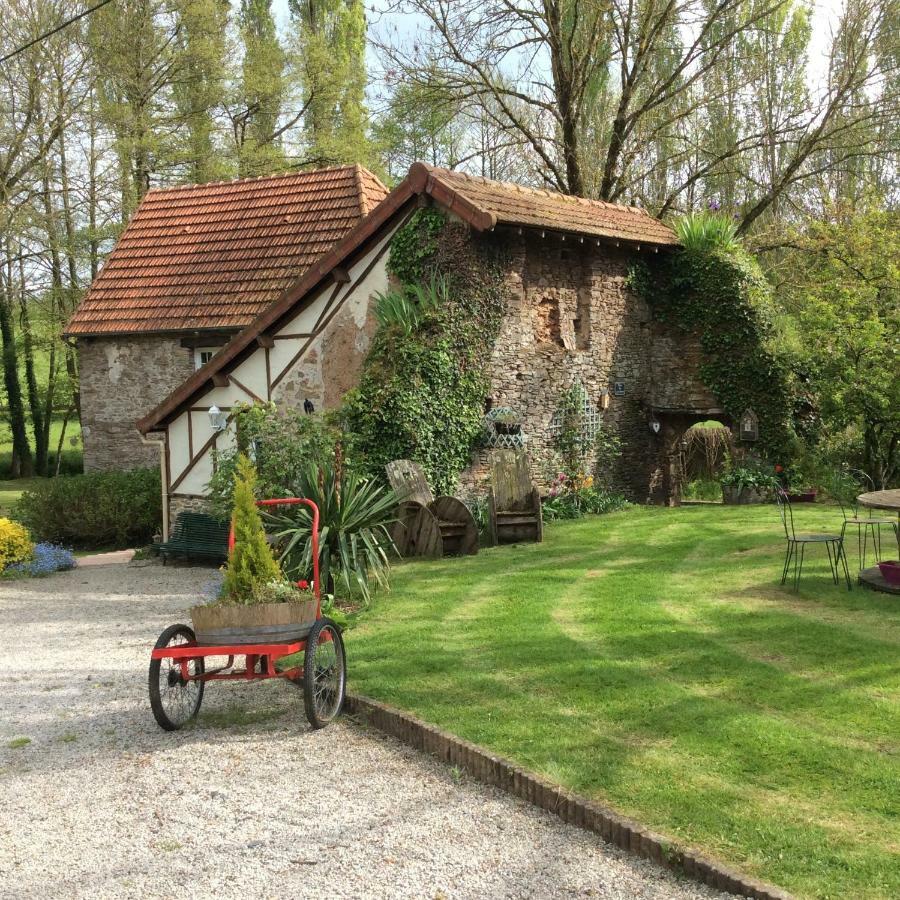 Bed and Breakfast Le moulin de la Castellerie Moon-sur-Elle Esterno foto